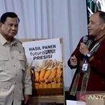 Prabowo Subianto dekat dengan petani di acara panen